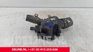 Gebruikte Thermostaathuis Nissan Interstar 2.3 dCi 150 16V Prijs € 42,35 Inclusief btw aangeboden door van Deijne Onderdelen Uden B.V.