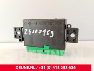 Citroen Jumpy PDC Module O287918 photo 2
