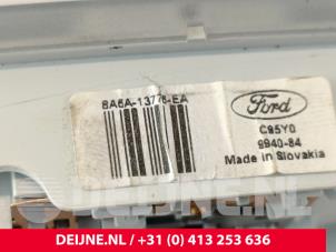 Ford Transit Custom Binnenverlichting voor O288002 foto 3