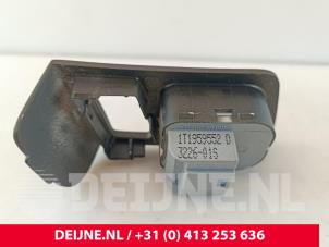 Volkswagen Caddy Mirror switch O288050 photo 3