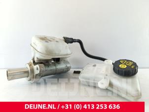 Gebruikte Hoofdremcilinder Ford Transit Custom 2.0 TDCi 16V Eco Blue 130 Prijs € 36,30 Inclusief btw aangeboden door van Deijne Onderdelen Uden B.V.