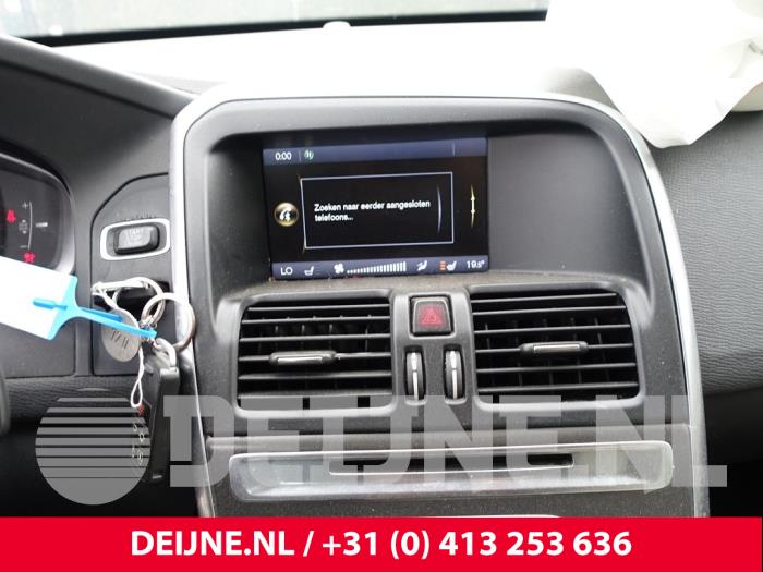 Volvo XC60 Interior display O288094