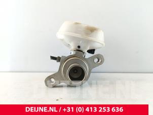 Ford Transit Custom Master cylinder O288143 photo 3
