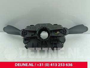 Volvo XC40 Steering column stalk O288164 photo 2