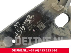 Volvo XC40 Front lower wishbone, left O288167 photo 3