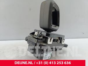 Volvo XC40 Gear stick O288191 photo 2