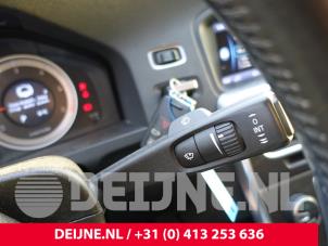 Volvo S60 Steering column stalk O288224 photo 2