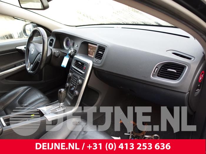 Volvo S60 Armaturenbrett O288225