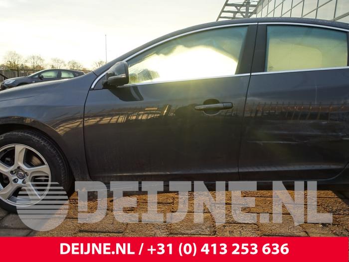 Volvo S60 Tür 4-türig links vorne O288239