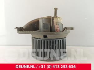 Gebruikte Kachel Ventilatiemotor Mercedes Sprinter 4/5t (904/905) 416 CDI 20V Prijs € 72,60 Inclusief btw aangeboden door van Deijne Onderdelen Uden B.V.