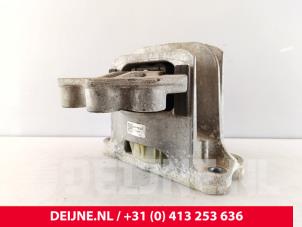 Gebruikte Motorsteun Ford Transit Custom 2.0 TDCi 16V Eco Blue 130 Prijs € 54,45 Inclusief btw aangeboden door van Deijne Onderdelen Uden B.V.