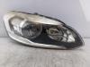 Volvo XC60 I (DZ) 2.0 D3 20V Koplamp rechts