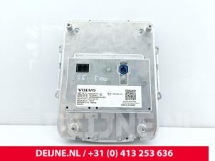Volvo XC40 Display Multi Media regelunit O288456 foto 2