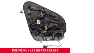 Volvo XC40 Ruitmechaniek 4Deurs rechts-achter O288499 foto 2