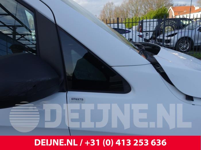 Mercedes Vito Dreieckfenster rechts vorne O288547