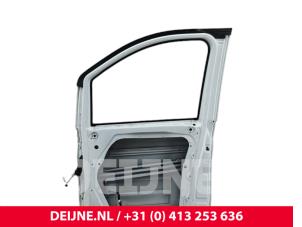 Mercedes Vito Door 2-door, right O288558 photo 2