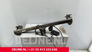 Gebruikte Trekhaak Mercedes Vito (447.6) 1.6 111 CDI 16V Prijs € 272,25 Inclusief btw aangeboden door van Deijne Onderdelen Uden B.V.