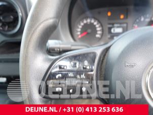 Mercedes Sprinter Stuurwiel O288750 foto 3