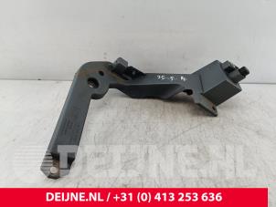 Volvo XC40 Bildschirmträger vorne rechts O288802 foto 2