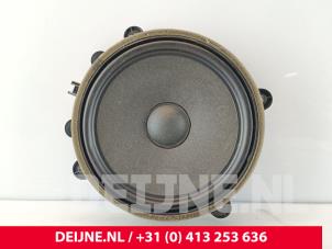 Gebruikte Luidspreker Tesla Model 3 Long Range AWD 75 kWh Prijs € 30,25 Inclusief btw aangeboden door van Deijne Onderdelen Uden B.V.