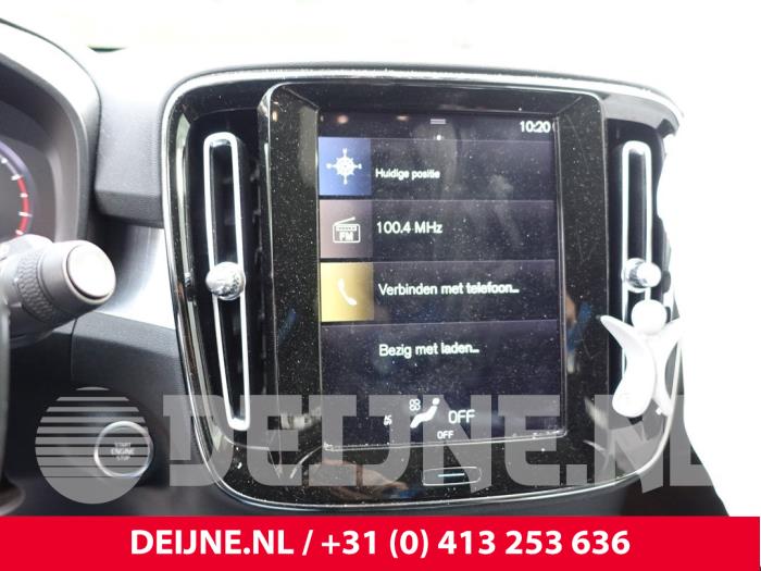 Volvo XC40 Display Multi Media regelunit O288845
