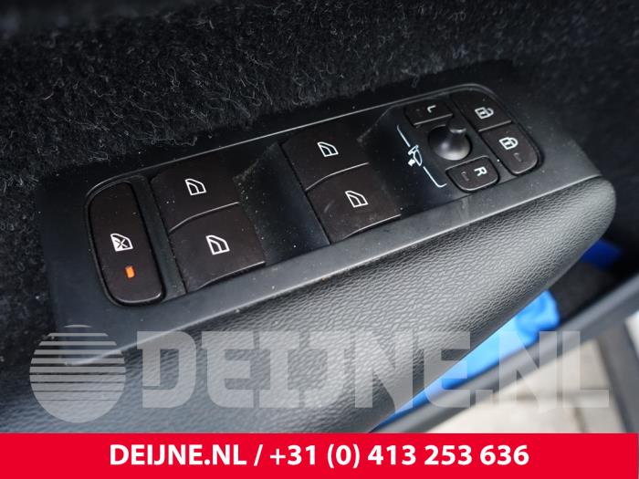 Volvo XC40 Elektrisch Raam Schakelaar O288850