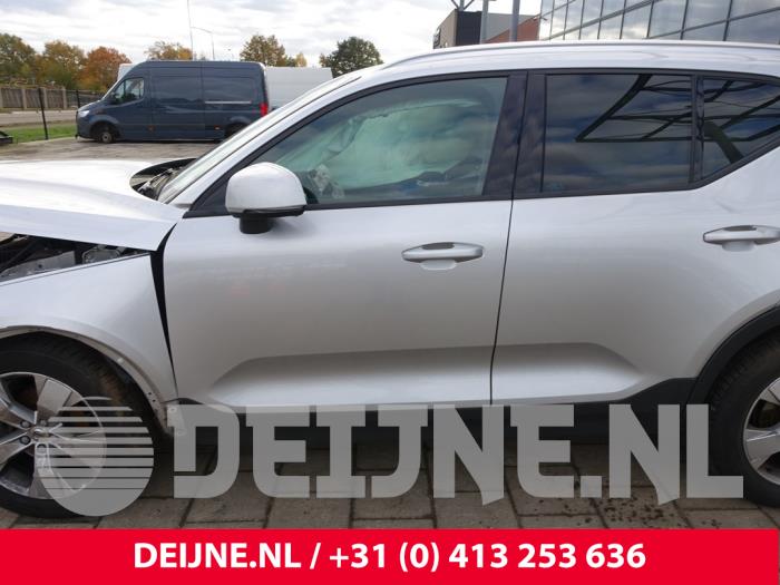 Volvo XC40 Portier 4Deurs links-voor O288858