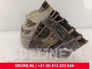 Nissan Primastar Stoßstangenstütze links hinten O288882 foto 2
