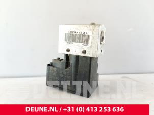 Volkswagen Crafter AC expansion valve O288906 photo 2