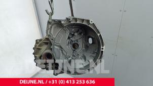Ford Transit Courier Gearbox O288909 photo 2