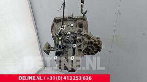 Ford Transit Courier Gearbox O288909 photo 4