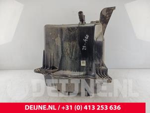 Gebruikte Adblue tank Mercedes Sprinter 3,5t (907.6/910.6) 314 CDI 2.1 D FWD Prijs € 840,95 Inclusief btw aangeboden door van Deijne Onderdelen Uden B.V.