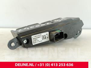 Lynk & Co 01 Schalter O289037 foto 2