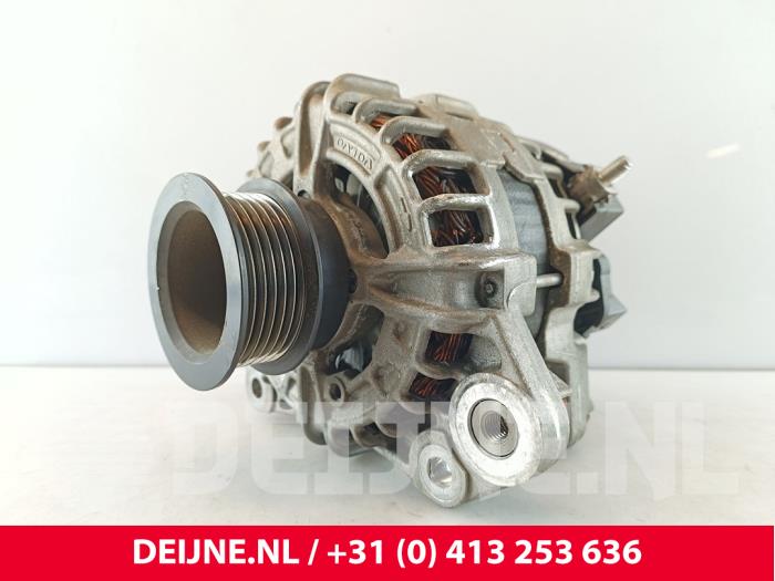 Gebruikte Dynamo Volvo V40 Cross Country (MZ) 2.0 D2 16V Prijs € 45,00 Margeregeling aangeboden door van Deijne Onderdelen Uden B.V.