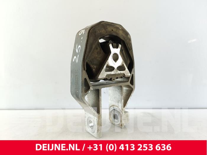 Ford Transit Connect Motorlager O289066