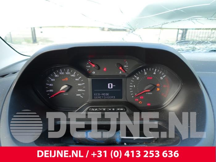 Peugeot Partner Tacho - Kombiinstrument KM O289103