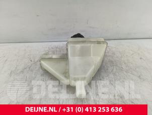 Nissan NV200 Ausgleichsbehälter O289158 foto 3
