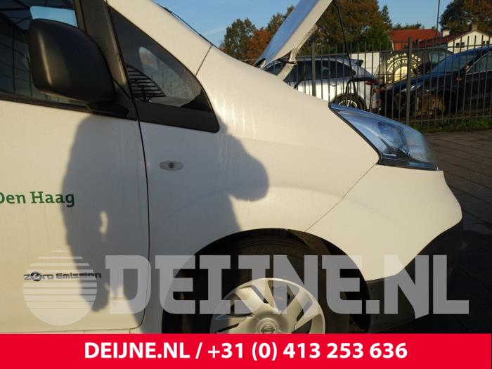 Nissan NV200 Kotflügel rechts vorne O289181