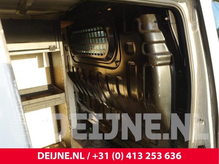 Nissan NV200 Zwischenschott Kabine O289186