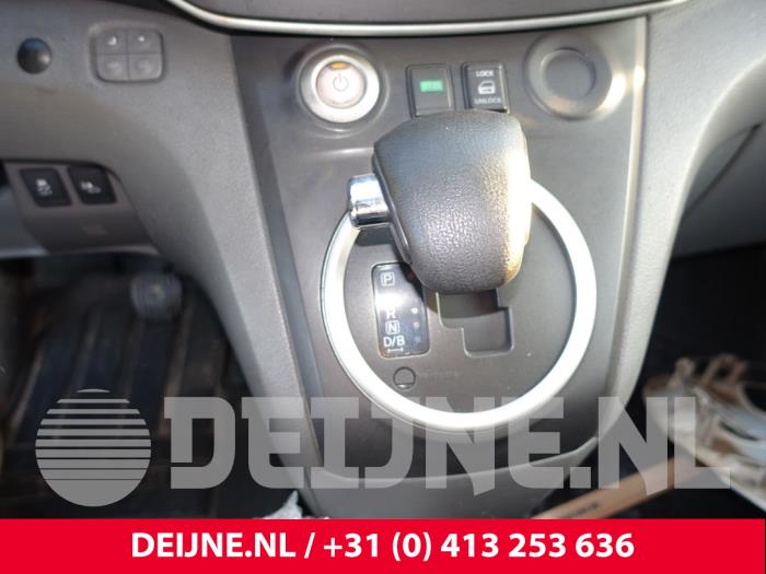 Gebruikte Pook Nissan NV 200 (M20M) E-NV200 Prijs € 72,60 Inclusief btw aangeboden door van Deijne Onderdelen Uden B.V.
