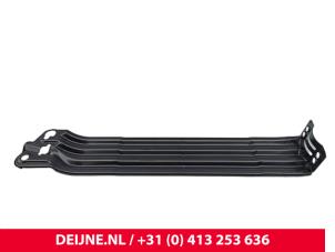 Original VW T5 T6 205 R16 Nachrüstsatz Reserveradhalterung 7H0801903B