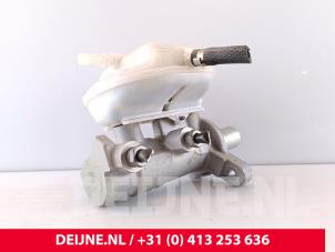 Gebruikte Hoofdremcilinder Ford Transit Custom 2.0 TDCi 16V Eco Blue 130 Prijs € 60,50 Inclusief btw aangeboden door van Deijne Onderdelen Uden B.V.