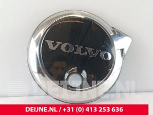 Gebruikte Embleem Volvo C40 Recharge (XK) Recharge Twin 78 kWh Prijs € 96,80 Inclusief btw aangeboden door van Deijne Onderdelen Uden B.V.