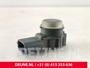 Gebruikte PDC Sensor Renault Express 1.3 TCE 100 16V Prijs € 24,20 Inclusief btw aangeboden door van Deijne Onderdelen Uden B.V.