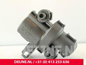 Gebruikte Diversen Volvo XC90 II 2.0 B5 16V Mild Hybrid AWD Prijs € 30,00 Margeregeling aangeboden door van Deijne Onderdelen Uden B.V.