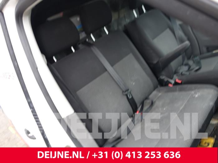 Volkswagen Transporter Bank rechts-voor O289287