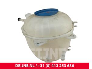 Volkswagen Transporter Expansion vessel O289299 photo 2