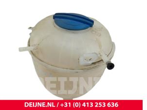 Volkswagen Transporter Expansion vessel O289299 photo 3