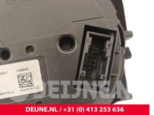 Volkswagen Transporter Tacho - Kombiinstrument KM O289303 foto 3