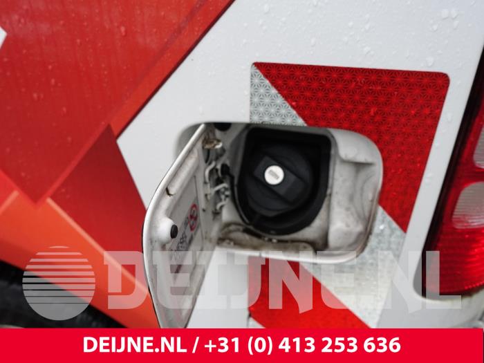 Volkswagen Caddy Tankklappe O289422